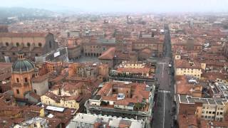 Vistas de Bolonia desde la Torre Asinelli  wwwviajeroscallejeroscom [upl. by Ameyn]