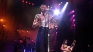 Madonna  La Isla Bonita The Girlie Show [upl. by Etnod]