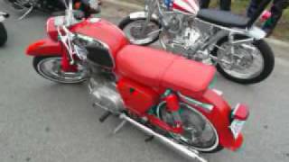 1966 CA77 Honda Dream amp 1966 CB77 Honda SuperHawk [upl. by Norrahc]