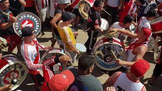 ESTO PASA CON LOS BORRACHOS DEL TABLON EN MENDOZA RIVER PLATE [upl. by Adniles292]