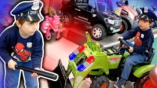 POLICIAL NA LOJA DE BRINQUEDOS TOYS R US Diversão em Família [upl. by Persis]