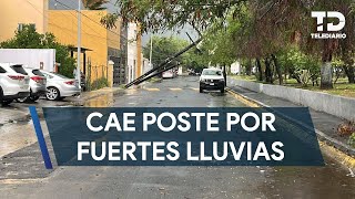 Cae poste de luz por fuertes lluvias en la colonia Más Palomas en Monterrey [upl. by Haceber857]