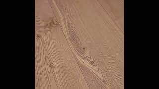 20mm Thickness Natural Oak Solid Wood Floor Smooth brushed European White Oak Engineering Wood Floor [upl. by Kanal929]