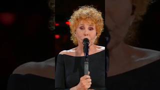 Ornella Vanoni  Un Sorriso dentro al pianto Sanremo 2021 [upl. by Wilkie993]