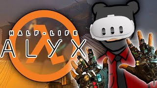 Playing HalfLife Alyx for the first time [upl. by Renferd]