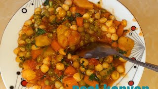 How to make Tasty Githeri with Potatoes [upl. by Giliana671]