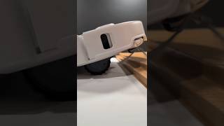 Der Roborock QRevo Curve klettert über 4 cm hohe Schwellen roborock saugrobotor robot ifa2024 [upl. by Anev722]