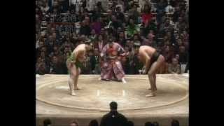 Kotonishiki vs Akebono  Hatsu 1992 琴錦 対 曙 [upl. by Atiuqahs981]