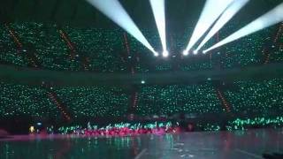 SHINee 샤이니  Taiwan Concert SHINee World Highlights [upl. by Atenaz]