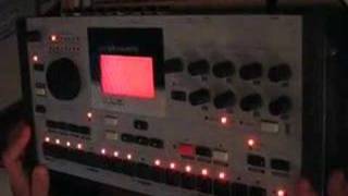 Machinedrum UW live tweaking  IDM in a box [upl. by Kessler]