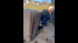 Woodworking Tips  Turn Logs into Boards with a Chainsaw Guide DIY ChainsawMill Woodworking [upl. by Nawed]