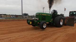 John Deere pulling in Zellwood Florida [upl. by Eelrefinnej]