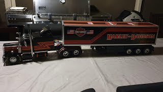 Tamiya Grand Hauler 114 rc Harley Davidson livery on reefer box trailerBeier SFR1 with 105 lights [upl. by Ackley]