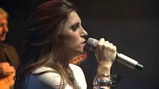 Soledad Pastorutti  Vivir es hoy En Vivo [upl. by Adile506]