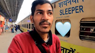 22969 Okha Banaras Superfast Express  Agra Fort to Varanasi Junction Full Train Journey [upl. by Kendrah620]