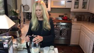 Make almond milk in 3 minutes [upl. by Weisbrodt]