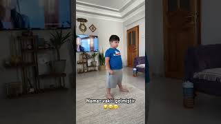 Namaz vakti gelince oğlum 😊😊🥰🥰 funnyvideo funny kesvet öneçıkar komedi [upl. by Ahtamas]