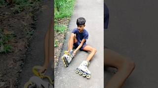 New roller skating video skating like subscribe please 👍👍 [upl. by Polak]