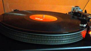 Ae Zindagi Gale Laga Le  Vinyl LP Record   Technics SL1900 [upl. by Antipus]