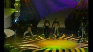 Hrithik Roshan IIFA 2001 Performance [upl. by Aisayn754]