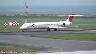 Japan Airlines JAL MD9030  Niigata 【JA001D】 [upl. by Swisher]