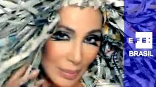 Depois de 12 anos Cher lança novo single Woman´s World [upl. by Onifur]