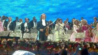 Limburg  Maastricht Vrijthof André Rieu concert 4e van 5 [upl. by Adnohsed810]