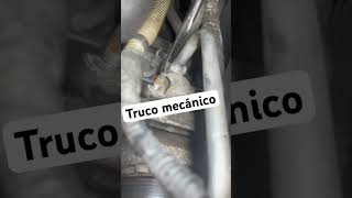 Truco mecánico y placer visual sigueme para mas 😂 mecanicaautomotriz truco [upl. by Pfeffer696]