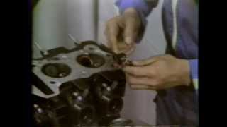 KAWASAKI Z1 ENGINE MAINTENANCE TRAINING VIDEO [upl. by Whiteley834]