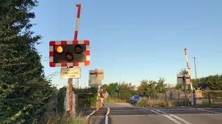 Night Mode Pirton Level Crossing Worcestershire 07082020 [upl. by Arret]