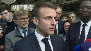 Guerre en Ukraine quotnous sommes à un moment critiquequot Macron  AFP Extrait [upl. by Narrat]