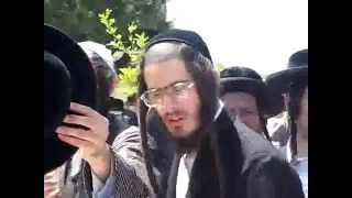 fake jews of hasidic cult talk to their shikse mother chabad mafia [upl. by Zhang]