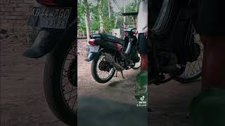 Pesona motor pengaritan pejuangrupiah 2stroke yamahaalfa [upl. by Eatnuahc825]