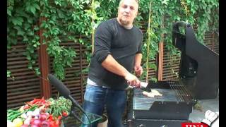 GrillVideo Gefüllte Hähnchenbrust mit BarbecueSoße [upl. by Gaynor]