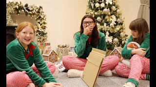 OPENING OUR NO BUDGET SECRET SANTA PRESENTS CHRISTMAS EVE  VLOGMAS DAY 24 [upl. by Ah]