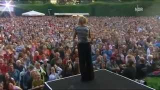 Ina Müller live im Stadtpark Hamburg  NDR 2007 [upl. by Valene]