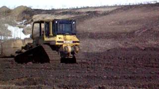 Cat D5 HLGP Pushing mud [upl. by Aay531]