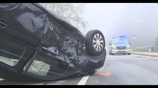 Unfall Emmerich mit Verletzten  Sichtbehinderung durch Schild und Nebel [upl. by Cataldo65]