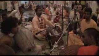 Naru Gopal  Hare Krishna Bhajan in Mayapur [upl. by Goldshlag]