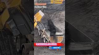 This is how the worlds largest heavy equipment is working in mining Cat Wheel Loader Vs Excavator [upl. by Anaidni435]