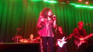 Ronnie Spector singing quotSleigh Ridequot [upl. by Lenci410]