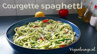 Hoe courgette spaghetti maken  weight watchers recept [upl. by Yate]