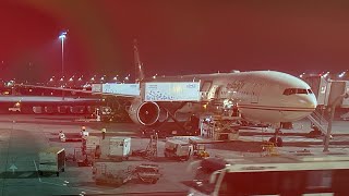 Etihad Airways Boeing 777300ER Abu Dhabi to Manila [upl. by Robby]