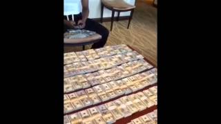 Floyd Mayweather count a million dollars in cash [upl. by Voccola]