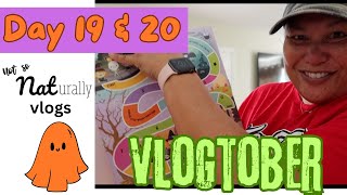 vlogtober day 19 amp 20  opening up my halloween advent calender [upl. by Ojillib]