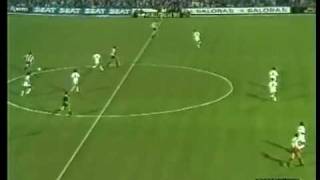 Dragan Stojkovic Piksi vs Rijkaard amp Gullit 1 on 1 [upl. by Anerec]