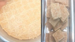 बनाए नरम नरम सूजी और खोए की आसान सी बर्फीयां sweet cooking recipe gudiyasagarvyr [upl. by Narruc]