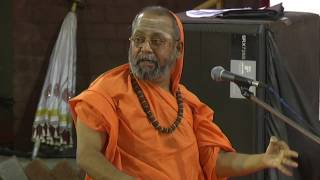 Sri Swamijis talk AHAM BRAHMASMI on 27th April Vijaya Yatra 2017 [upl. by Trimmer]