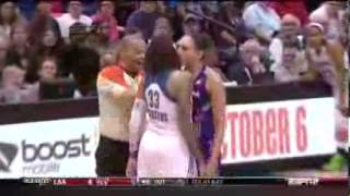 Diana Taurasi And Seimone Augustus Kiss During The Game [upl. by Aizirtap316]