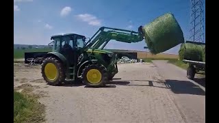 Ballen holen und wickeln mit John Deere 6110 RC und New Holland T6070 Elite [upl. by Ylrbmik]